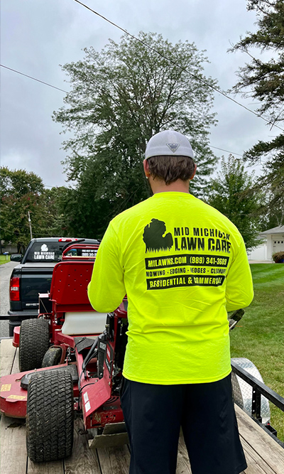Mid Michigan Lawn Care - Mowing Saginaw Bay City Midland