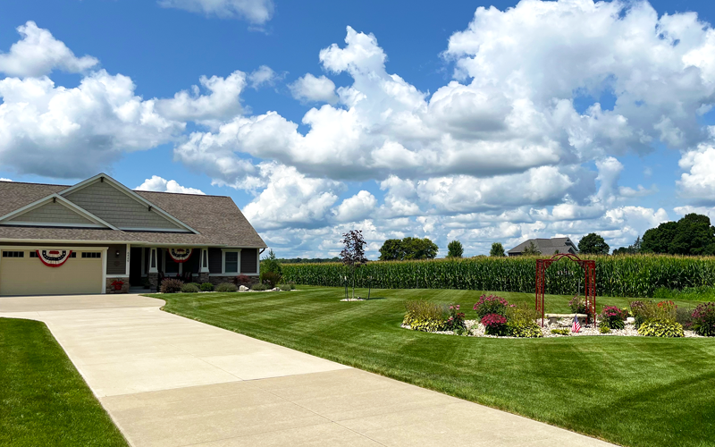 lawn mowing freeland